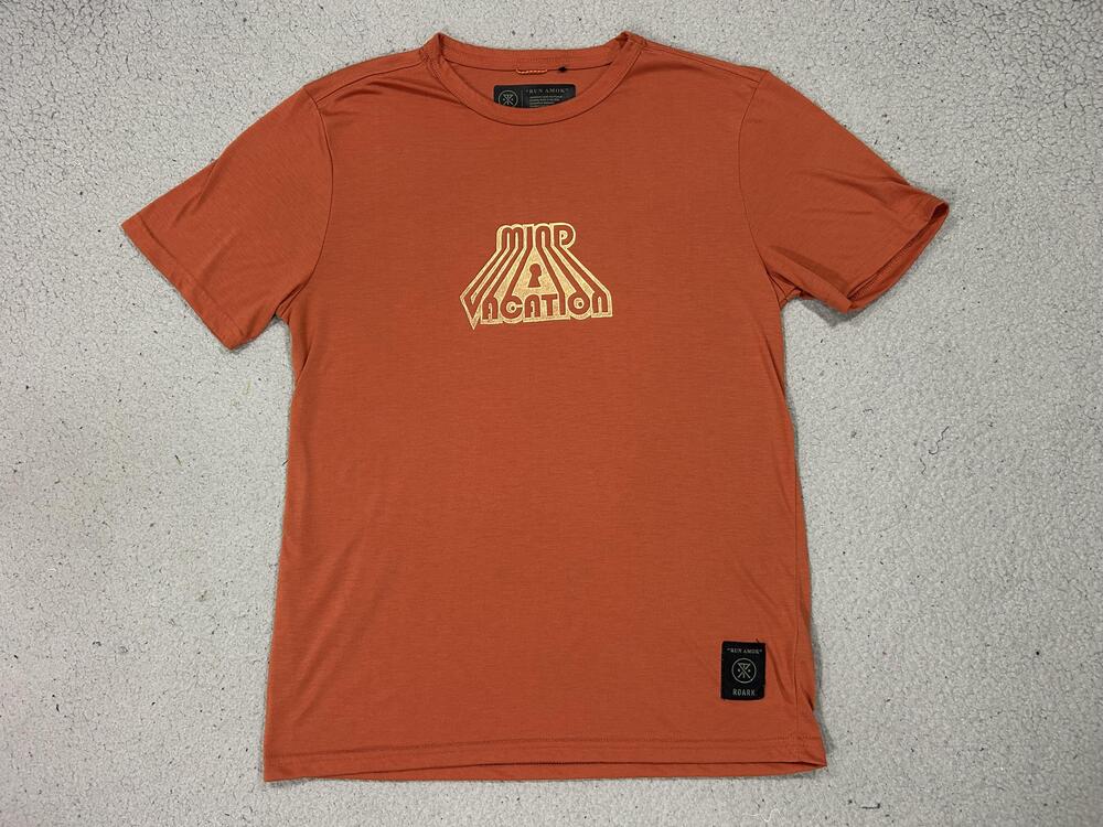 Roark Shirt Mens Small Orange Run Amok Mind Vacation Travel Graphic Tee